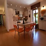Vila In Near Di